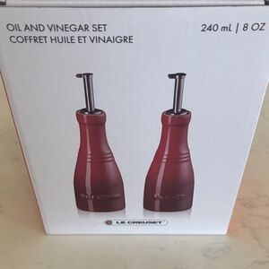 Le Creuset Oil and Vinegar Set